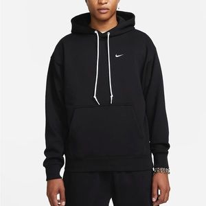 NWOT: Nike Men's Hoodie black, size large